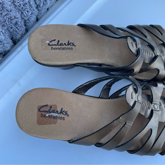 Clarks Bendables Bronze Metallic  Leather 9M Heel Slip On Sandal Shoe Mule - Picture 5 of 9